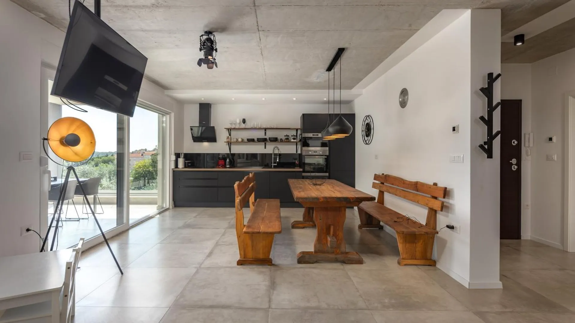 Villa Black & White Pula